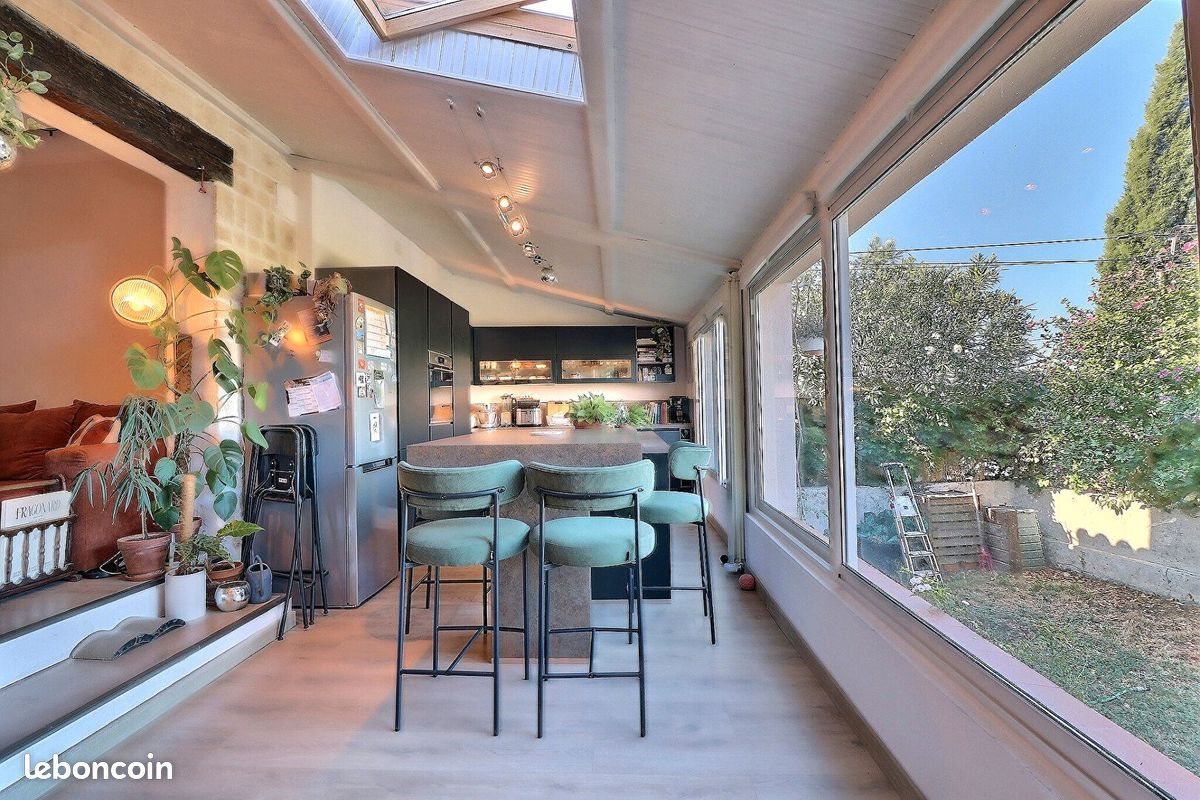 Maison à vendre, 97m², Pourrières