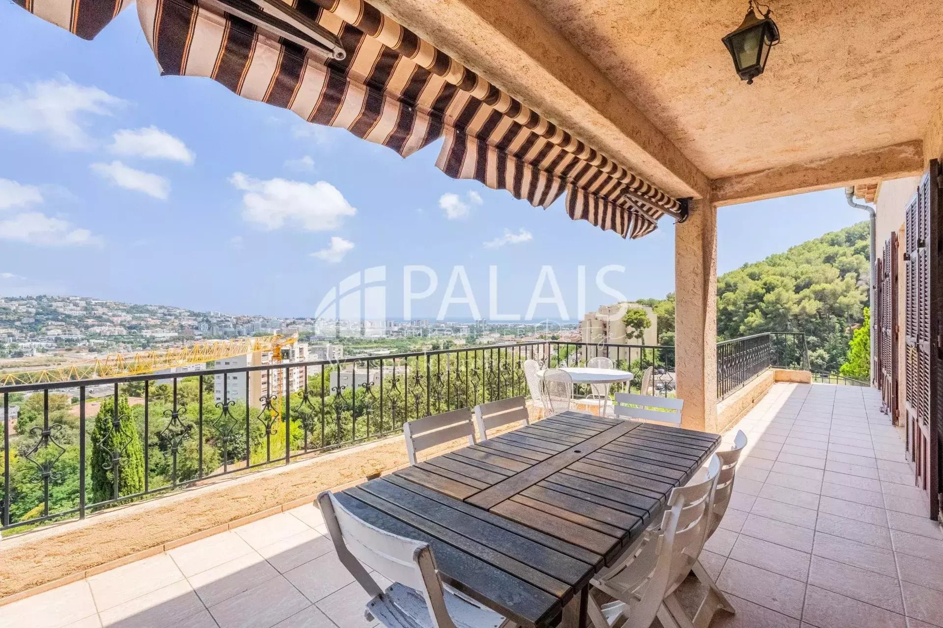 Maison à vendre, 242m², Saint-Laurent-du-Var