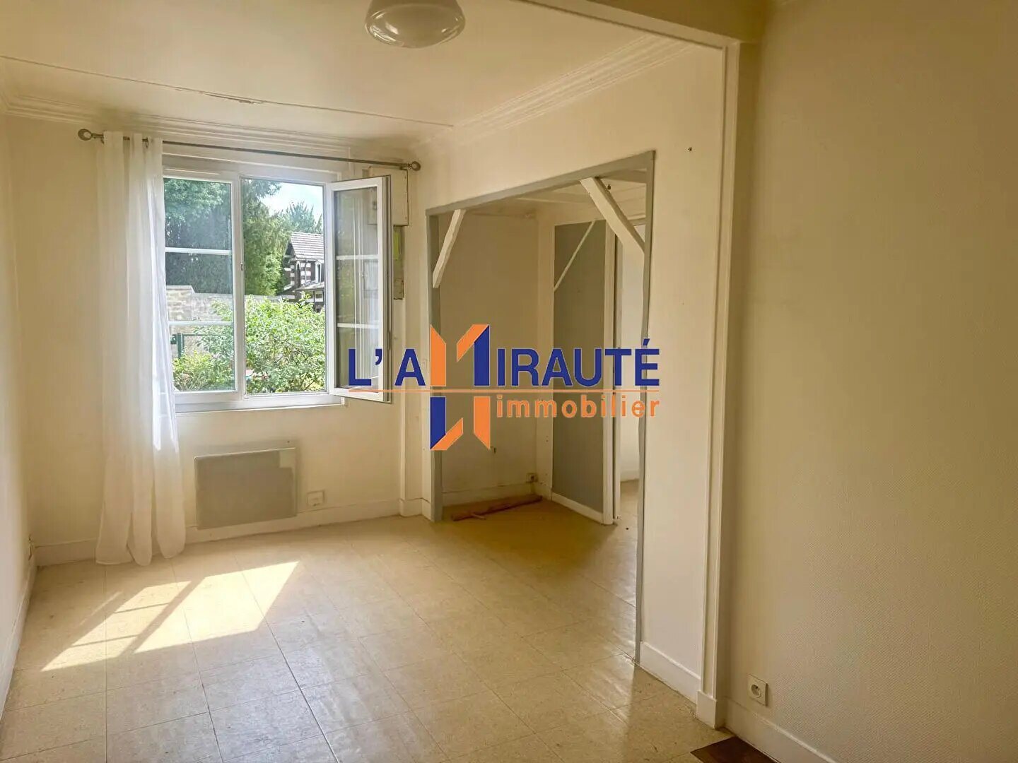Maison à vendre, 57m², Le Mesnil-le-Roi