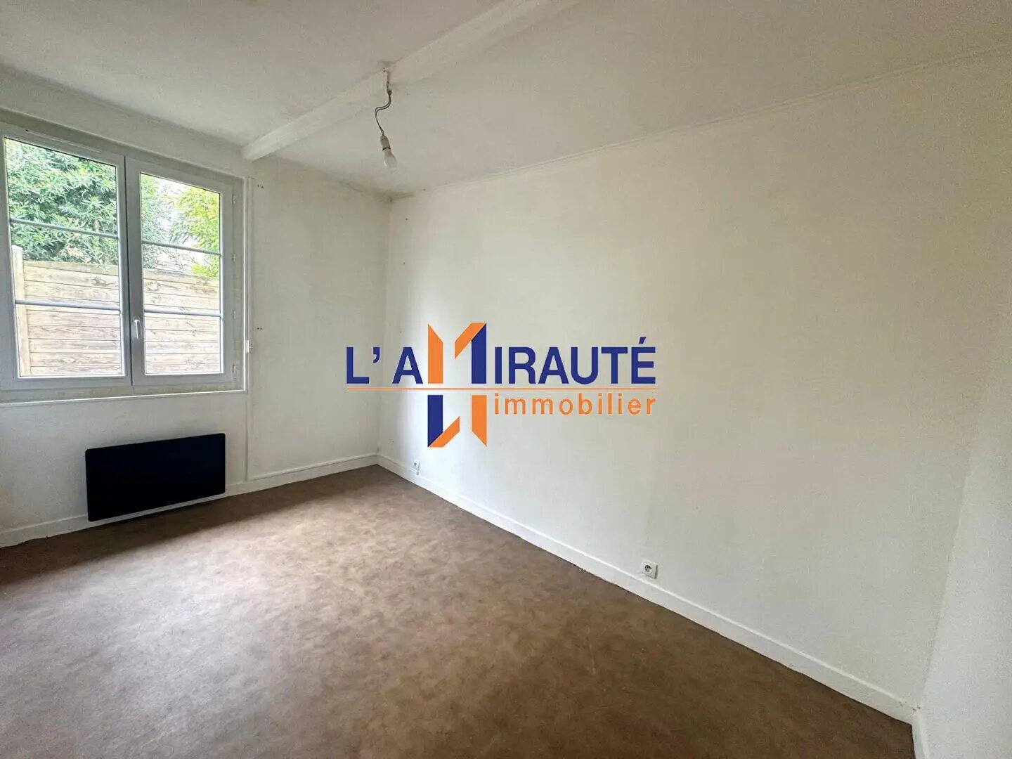 Maison à vendre, 57m², Le Mesnil-le-Roi