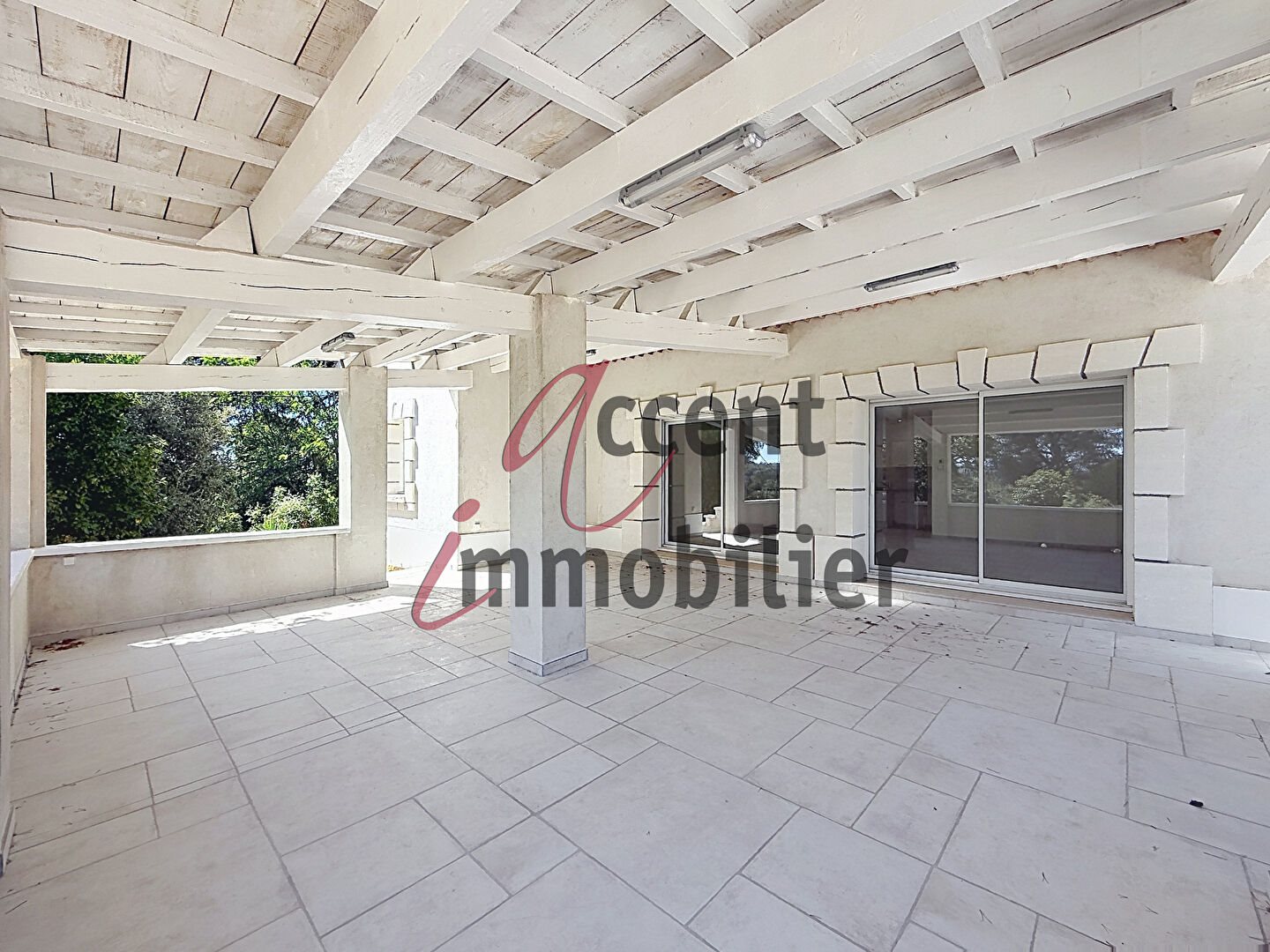 Maison à louer, 93m², Noves