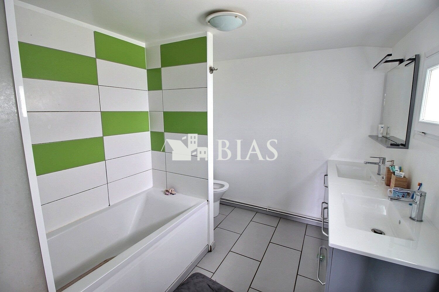 Maison à vendre, 116m², Oissel