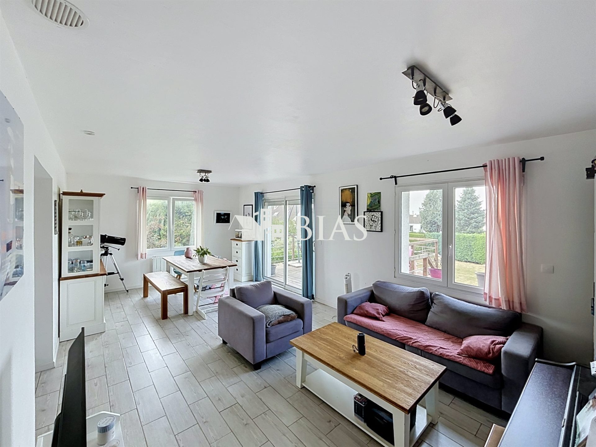 Maison à vendre, 170m², Saint-Ouen-du-Tilleul