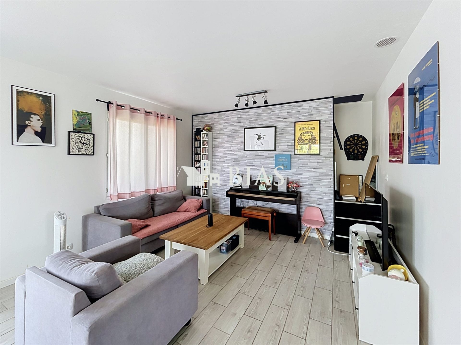 Maison à vendre, 170m², Saint-Ouen-du-Tilleul