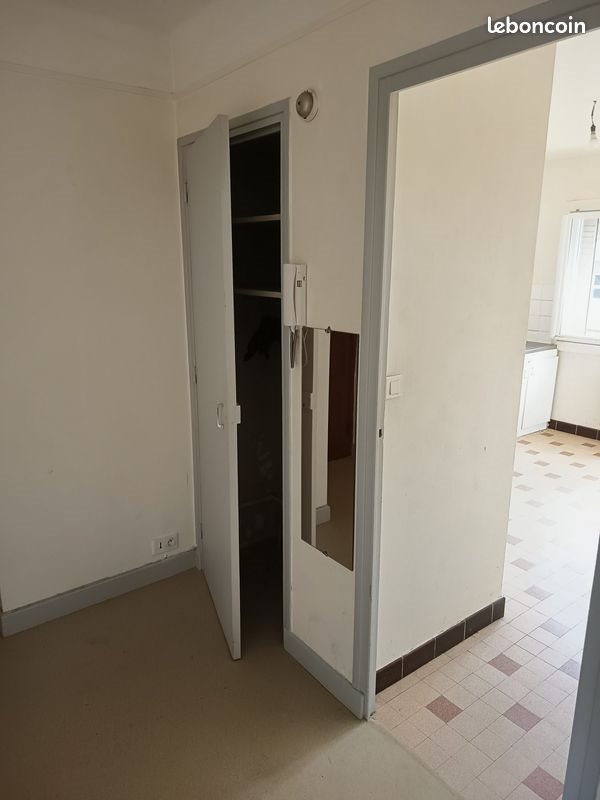 Appartement à vendre, 49m², Aubenas