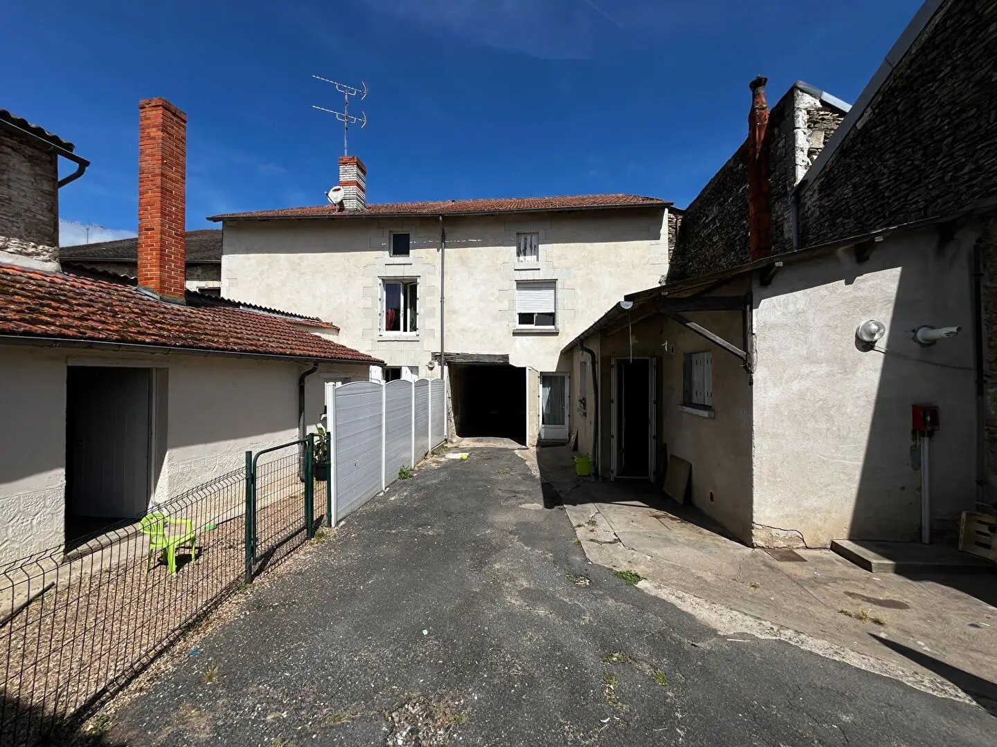 Maison à vendre, 237m², Lencloître