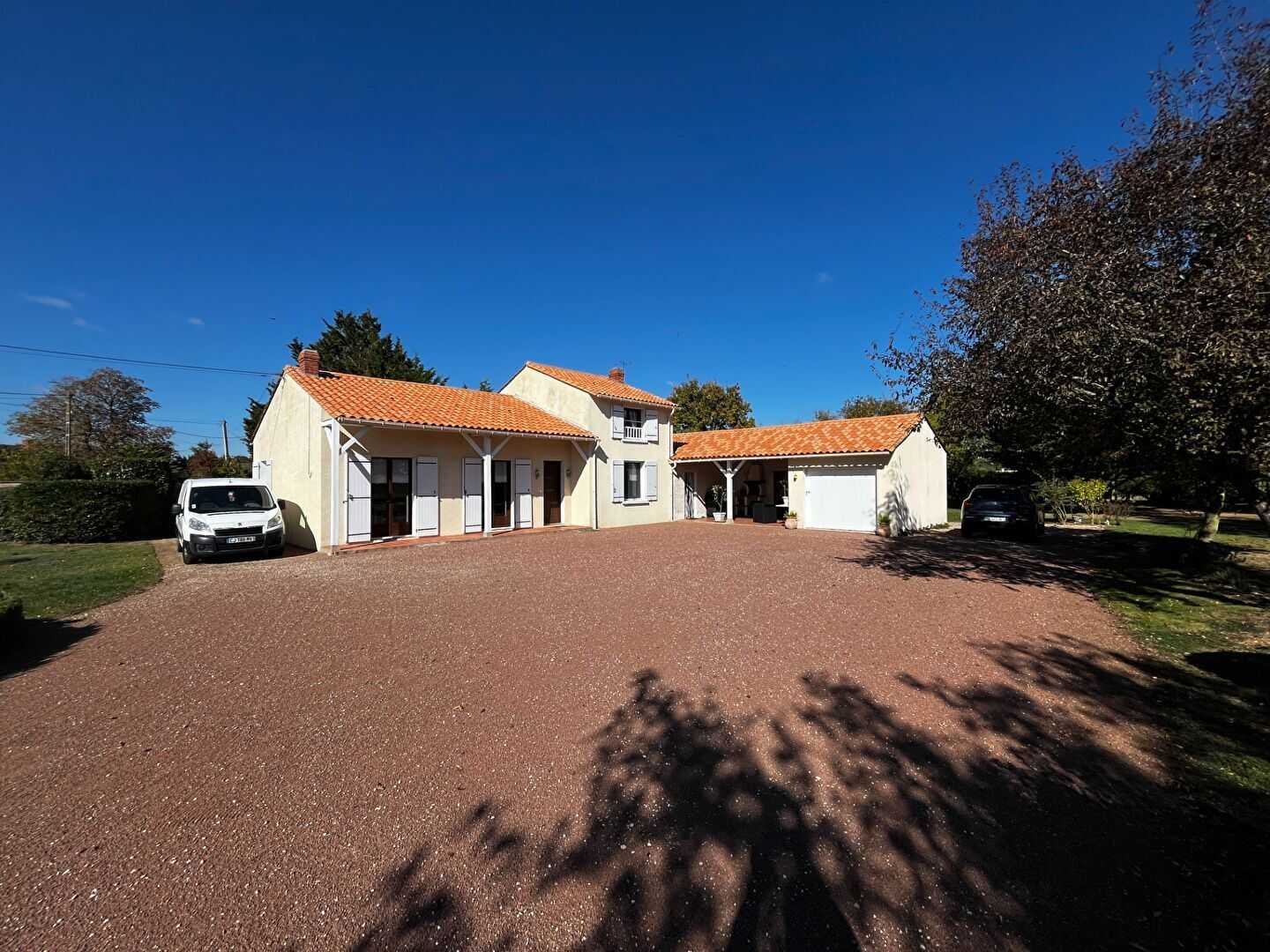 Maison à vendre, 120m², Mirebeau