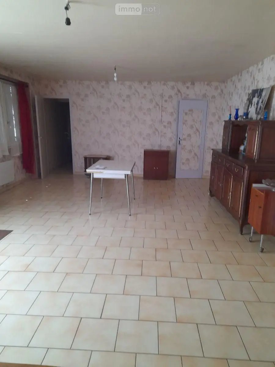 Maison à vendre, 200m², Saint-Jean-de-Sauves