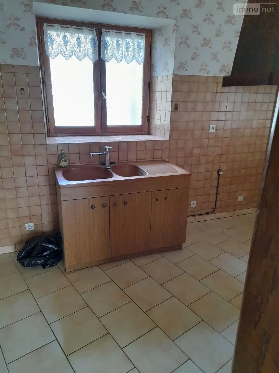 Maison à vendre, 200m², Saint-Jean-de-Sauves