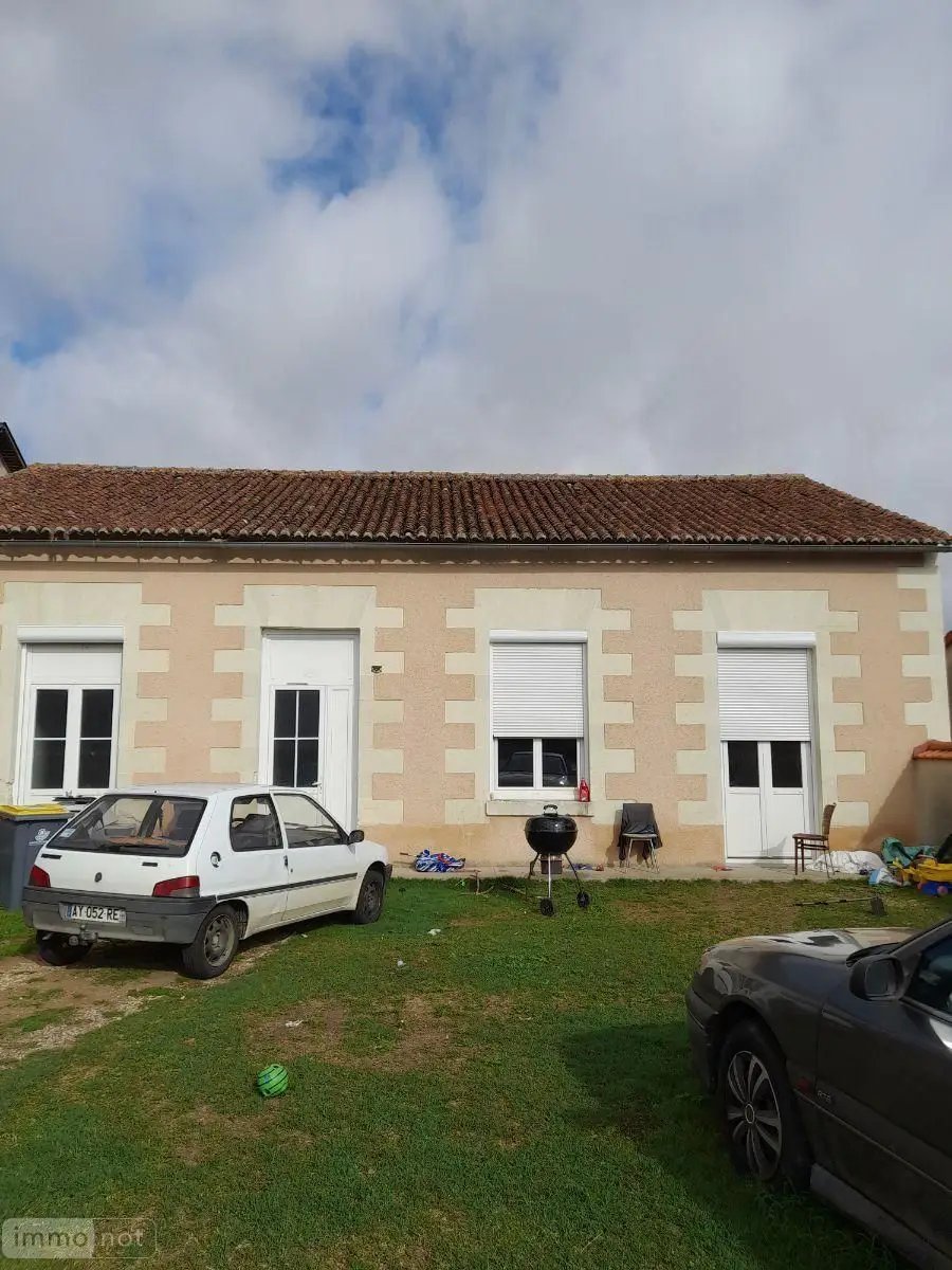 Maison à vendre, 100m², Saint-Jean-de-Sauves