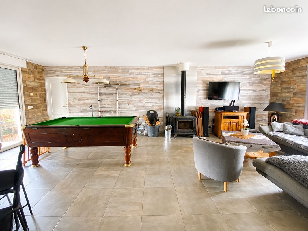 Maison à vendre, 140m², Chapelle-Viviers