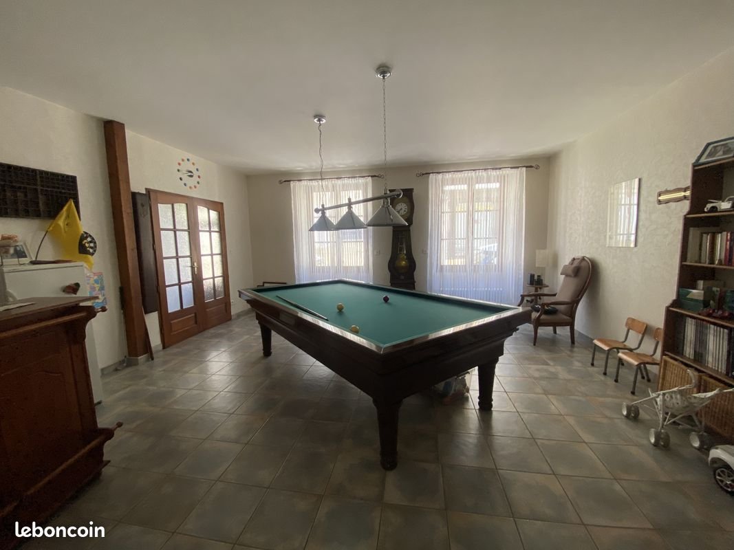 Maison à vendre, 210m², Valence-en-Poitou