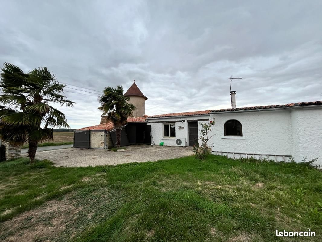 Maison à vendre, 206m², Saint-Jean-de-Sauves