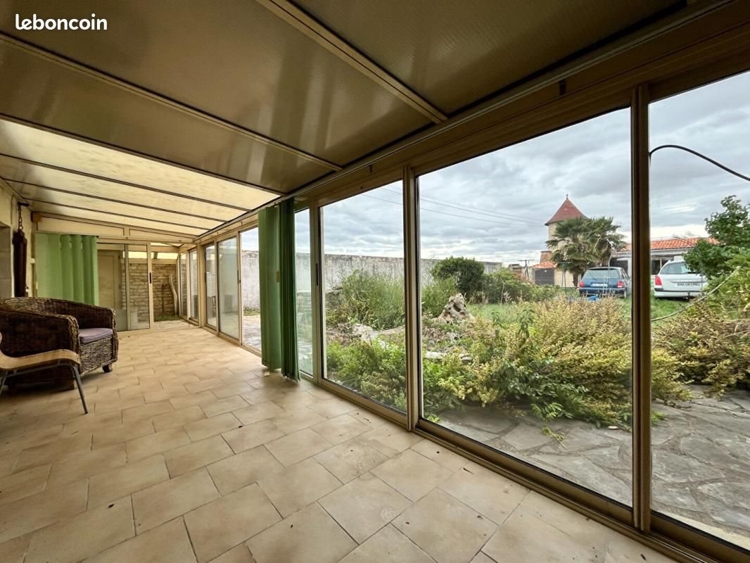 Maison à vendre, 206m², Saint-Jean-de-Sauves
