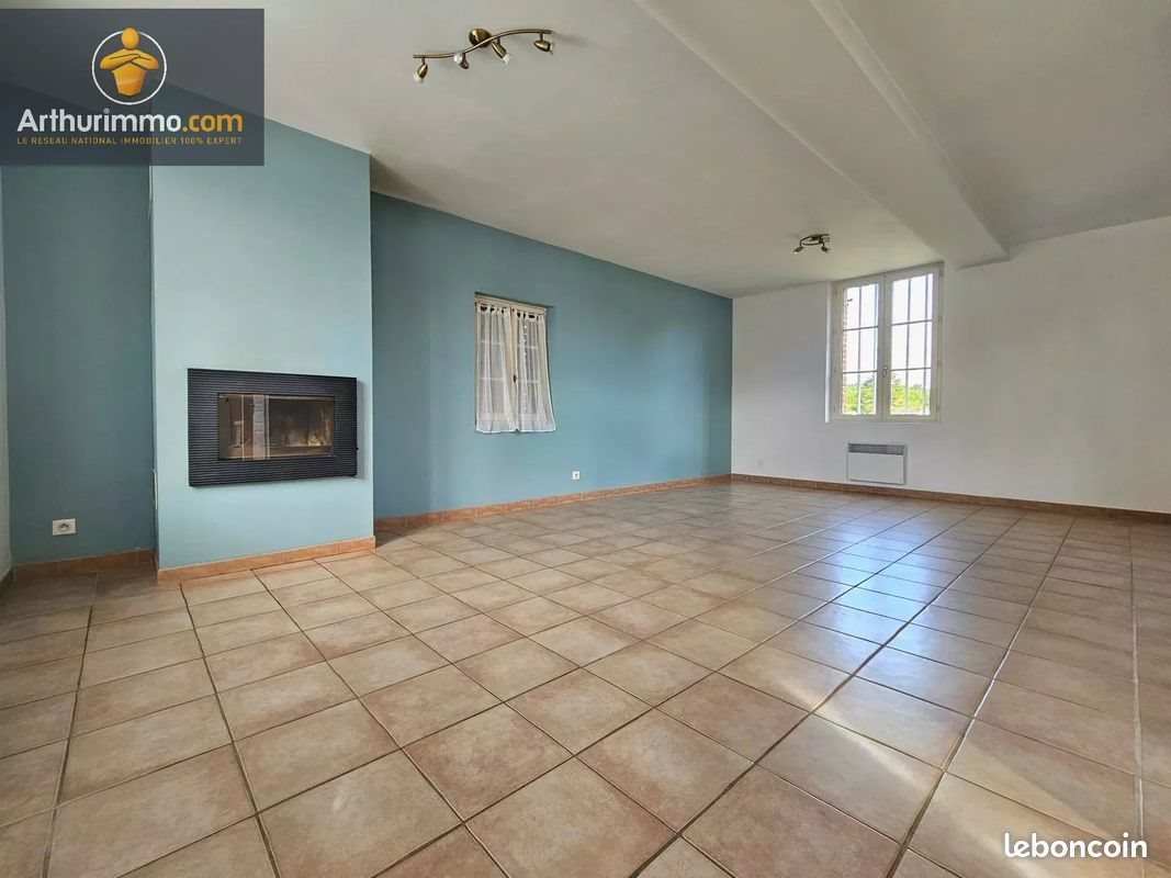 Maison à louer, 102m², Estrées-Saint-Denis