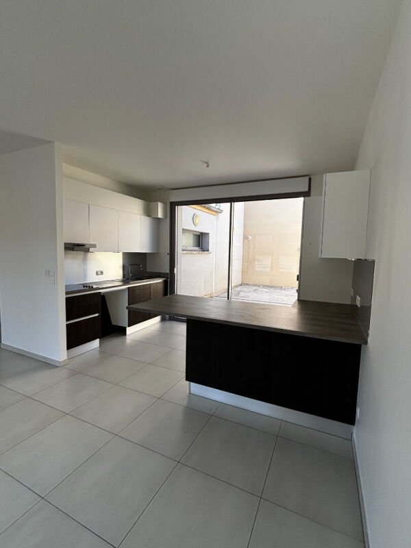 Appartement à louer, 61m², Flévy