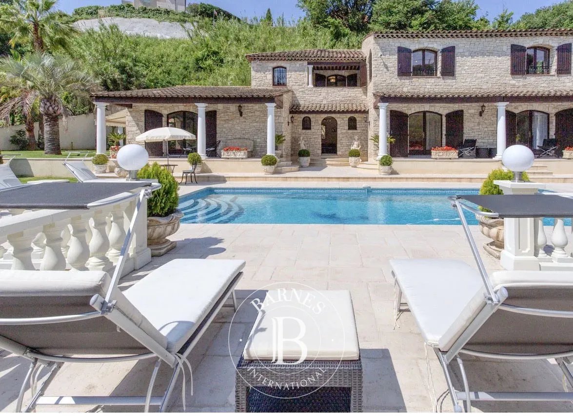 Maison à vendre, 215m², Cagnes-sur-Mer