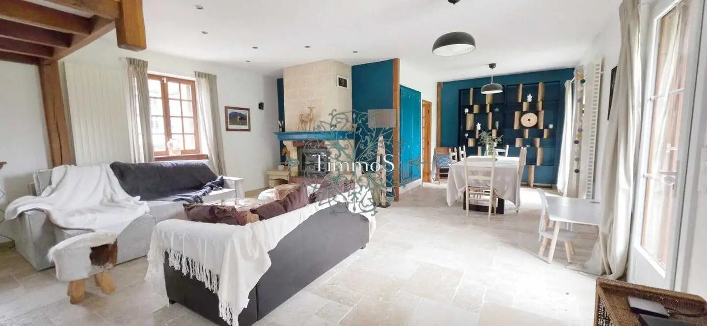 Maison à louer, 222m², Berthecourt