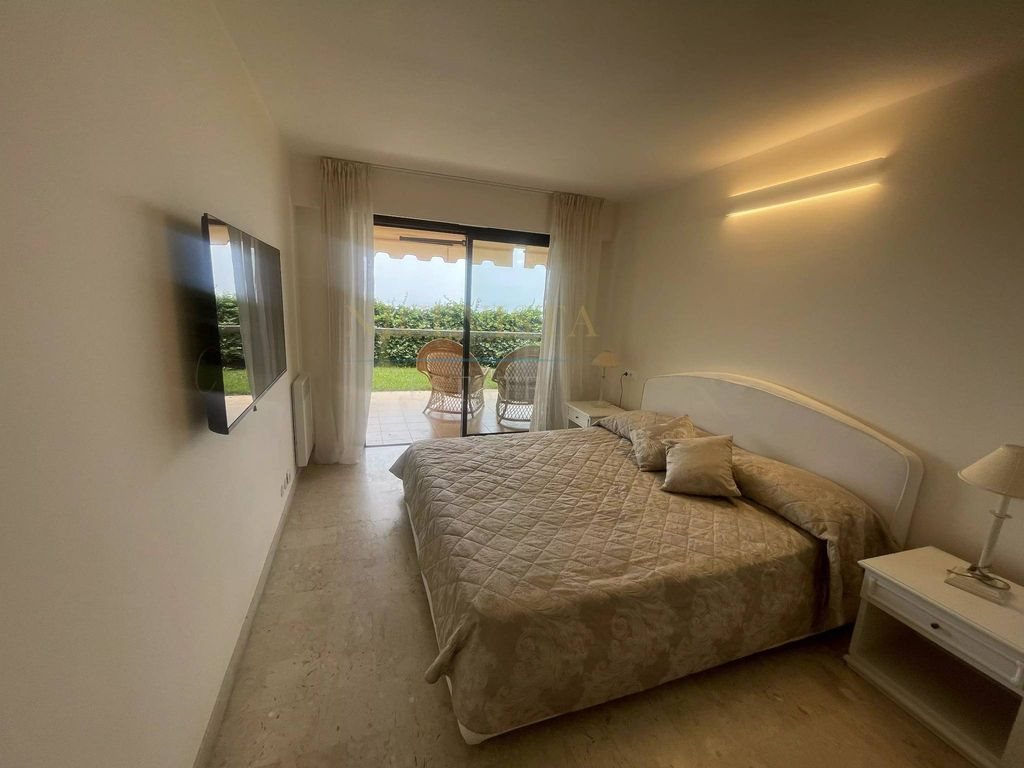Appartement à louer, 100m², Roquebrune-Cap-Martin