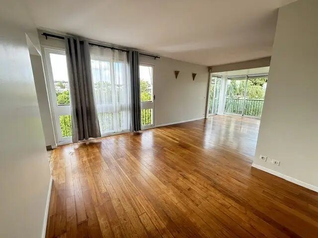 Appartement à louer, 88m², Fontenay-le-Fleury