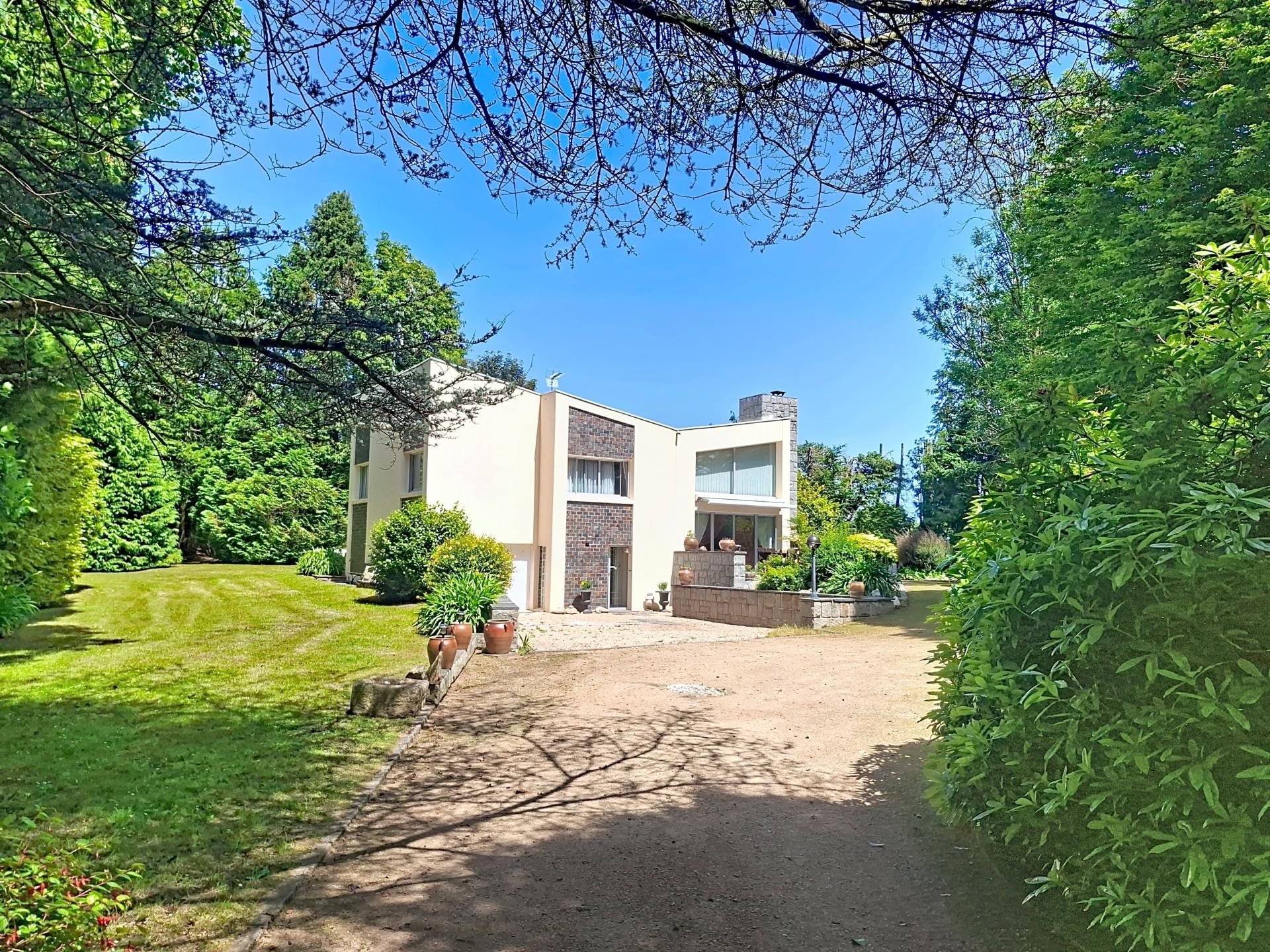 Maison à vendre, 156m², Lannion