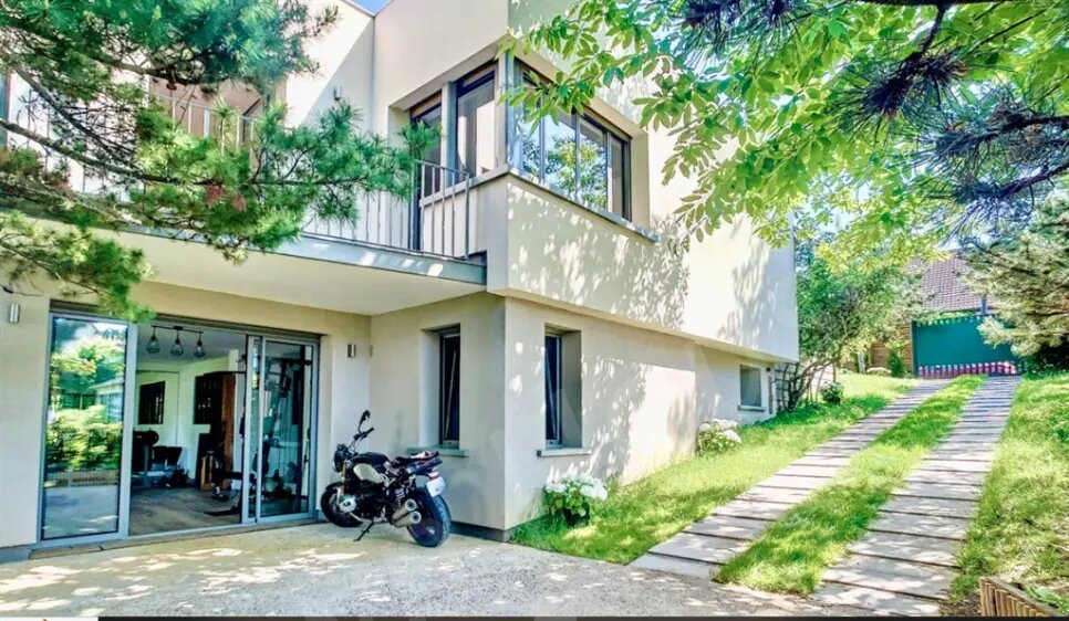 Maison à vendre, 240m², La Celle-Saint-Cloud