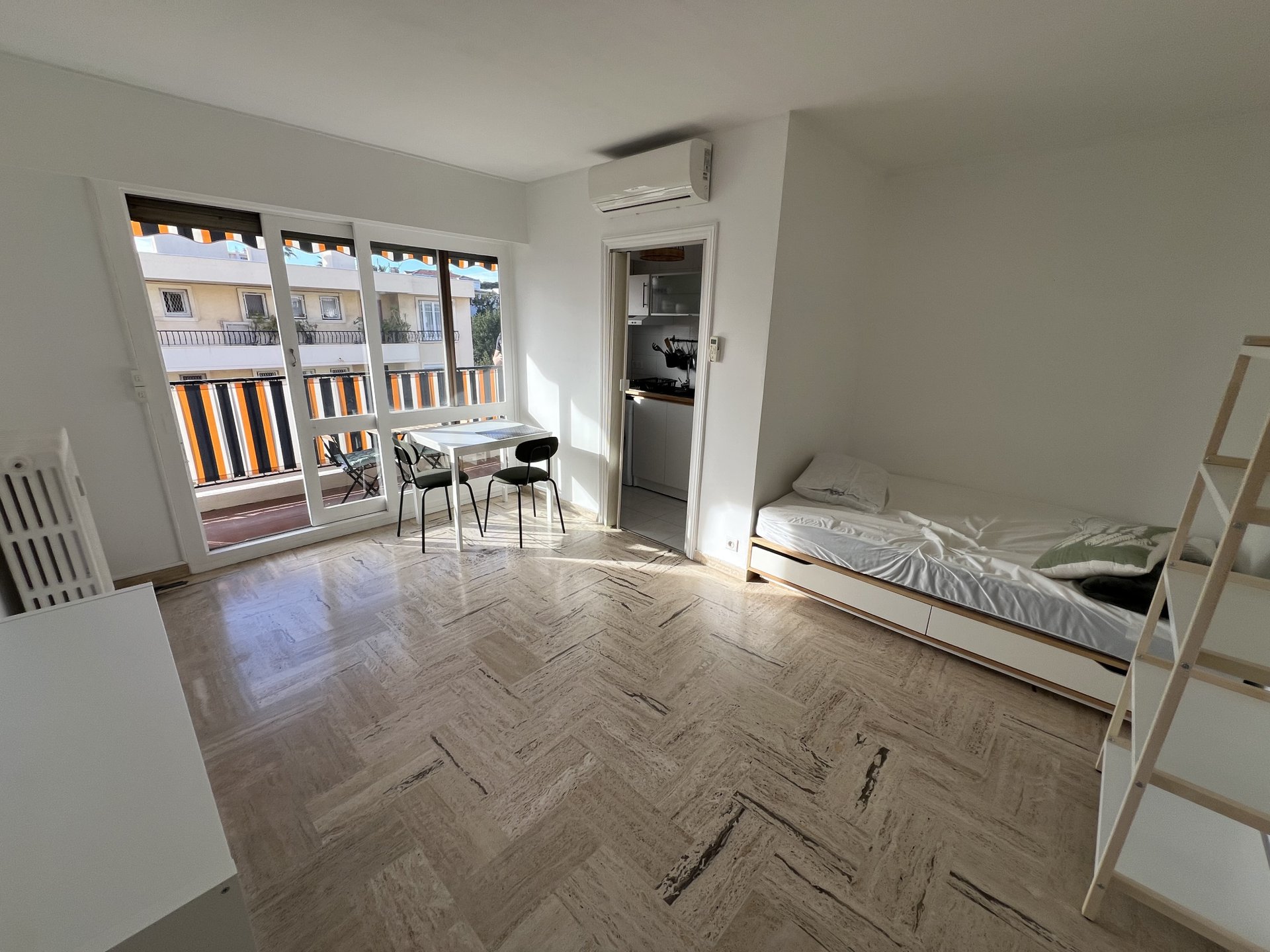 Appartement à louer, 25m², Cannes