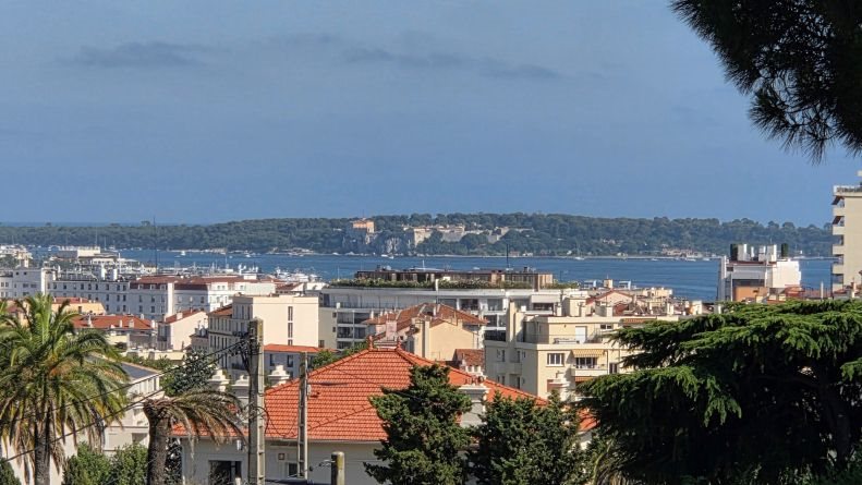 Appartement à louer, 85m², Cannes