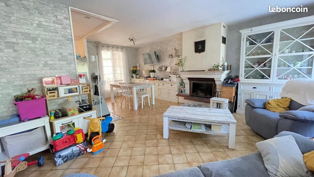 Maison à vendre, 93m², Monnaie