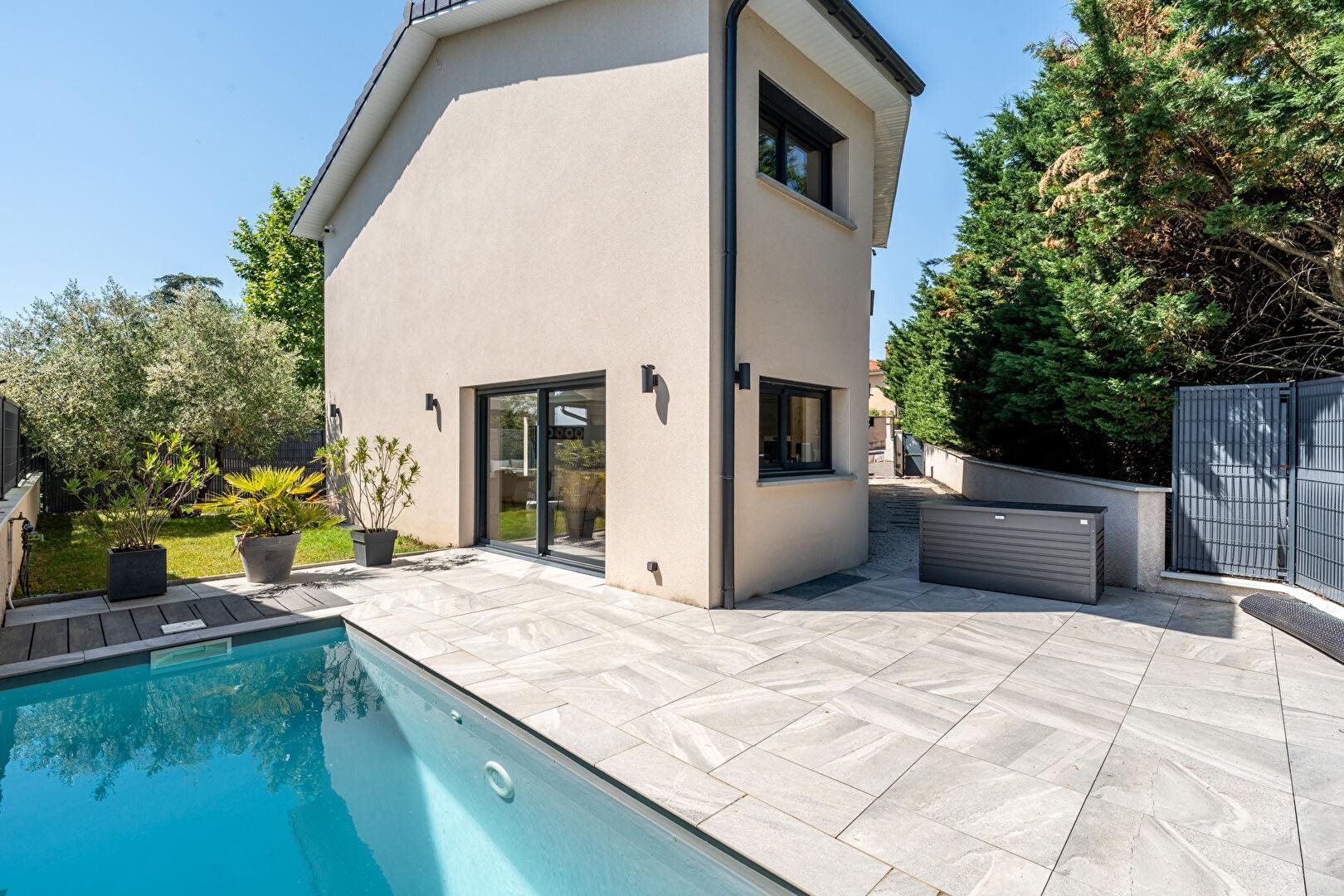Maison à vendre, 195m², Charly
