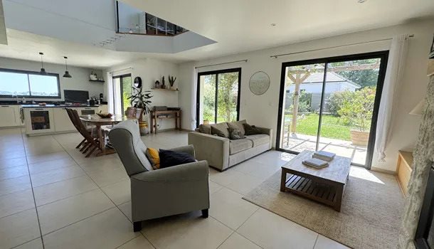 Maison à vendre, 170m², Gan