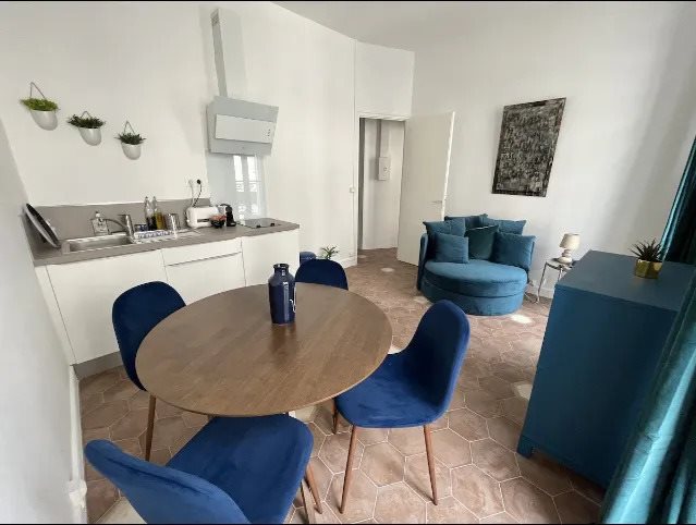 Appartement à louer, 28m², Marseille 9ème