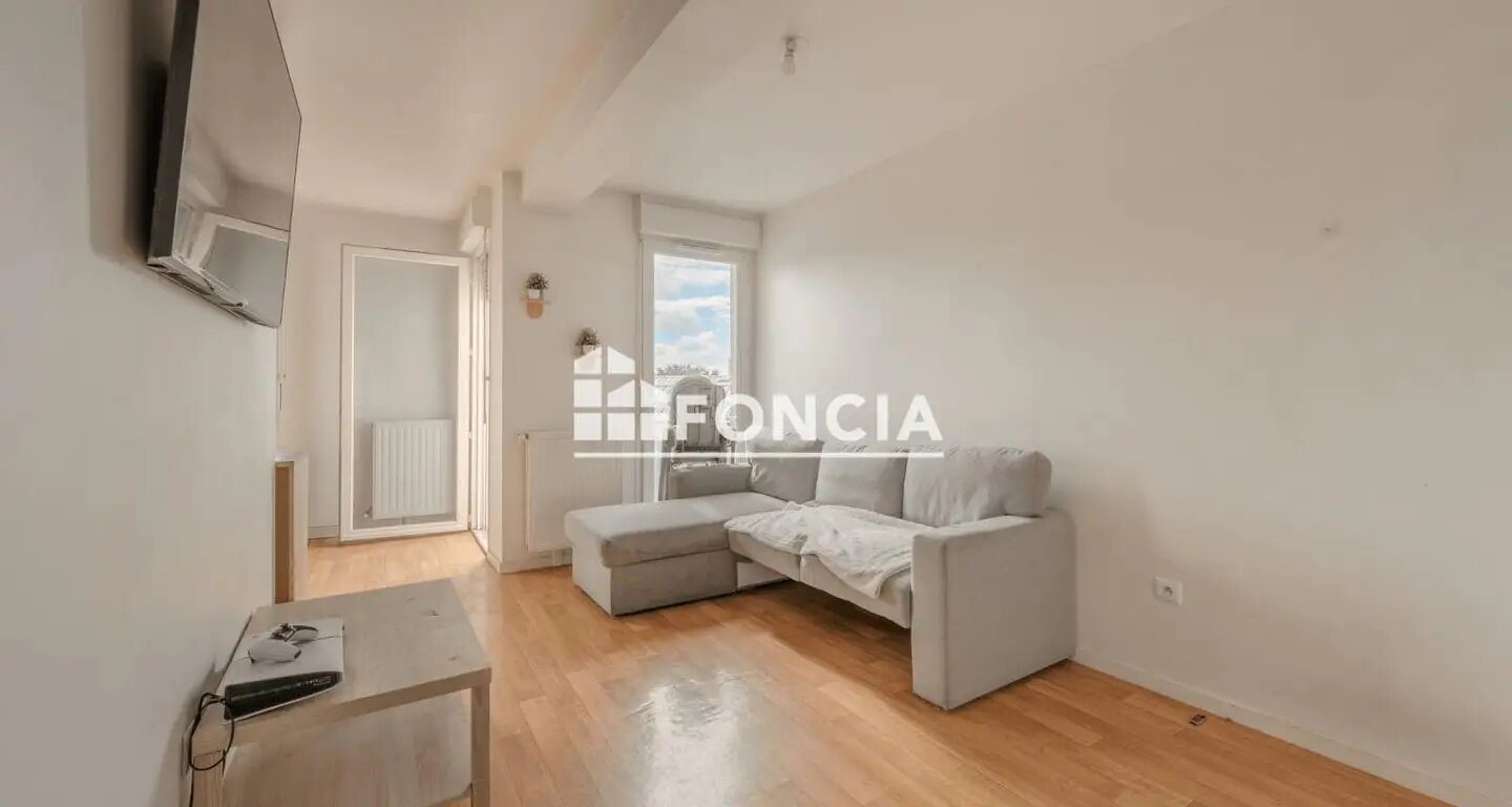 Appartement à vendre, 27m², Trappes