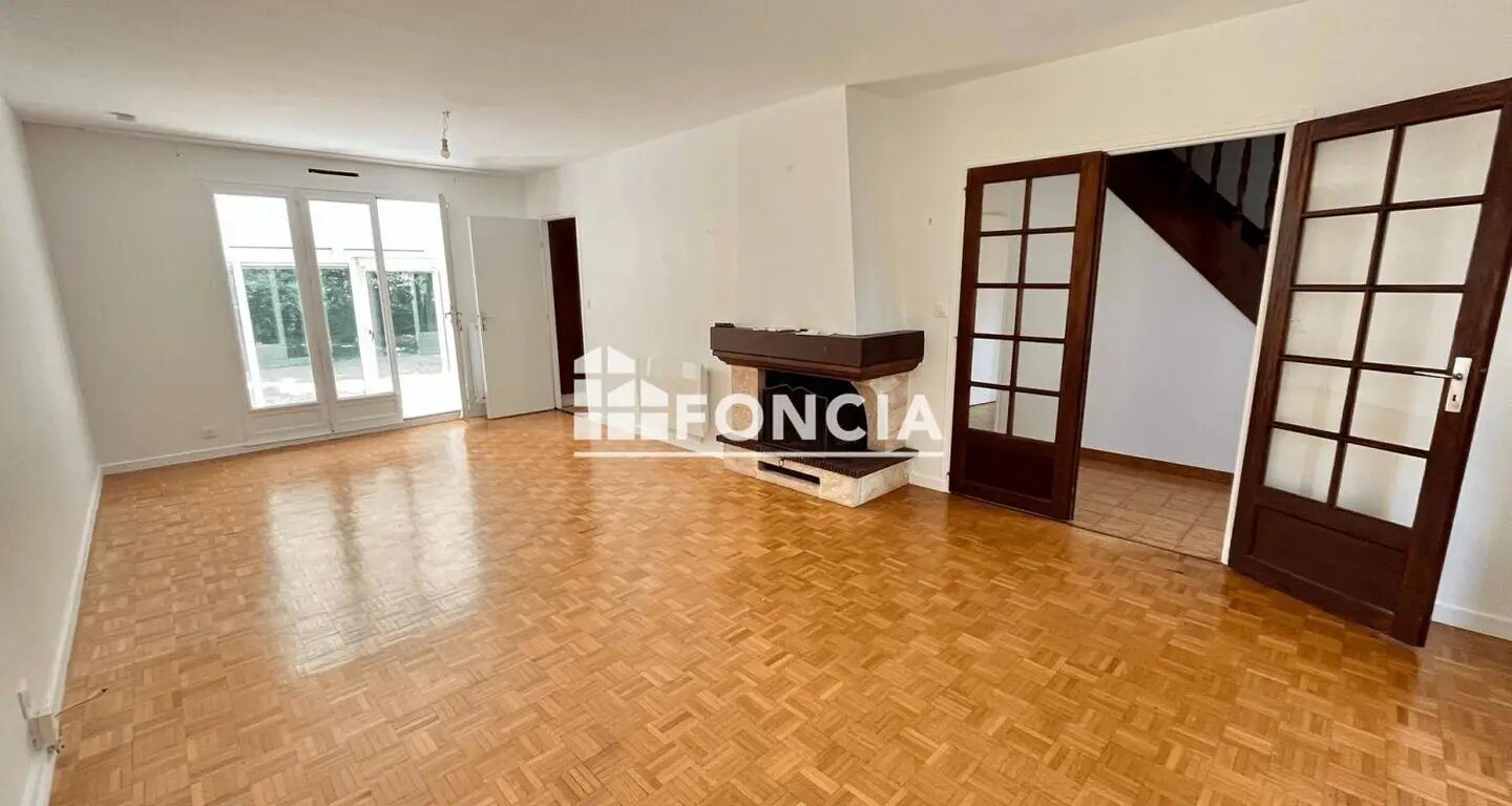 Maison à vendre, 131m², Jouars-Pontchartrain