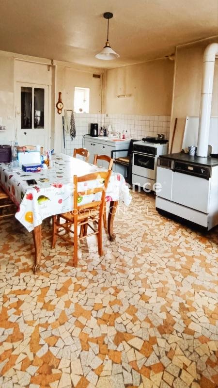 Maison à vendre, 75m², Conches-en-Ouche