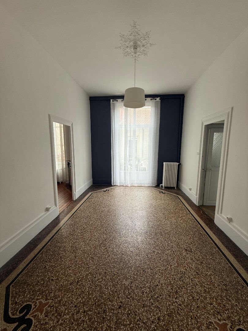 Appartement à louer, 100m², Nevers