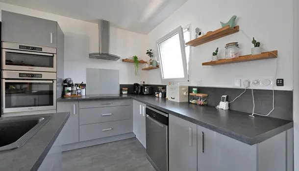 Maison à vendre, 103m², Beauvoisin