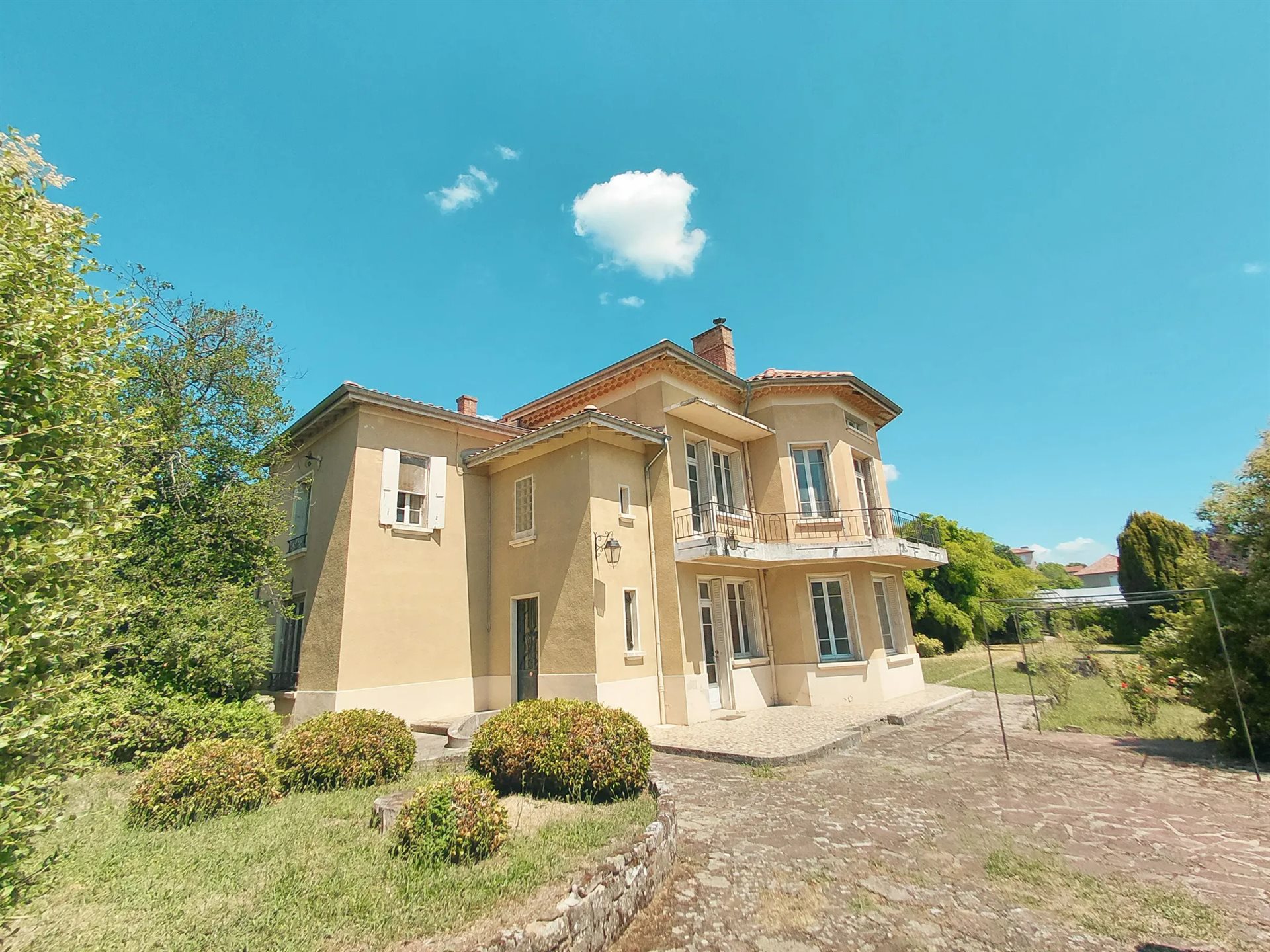 Maison à vendre, 208m², Aubenas