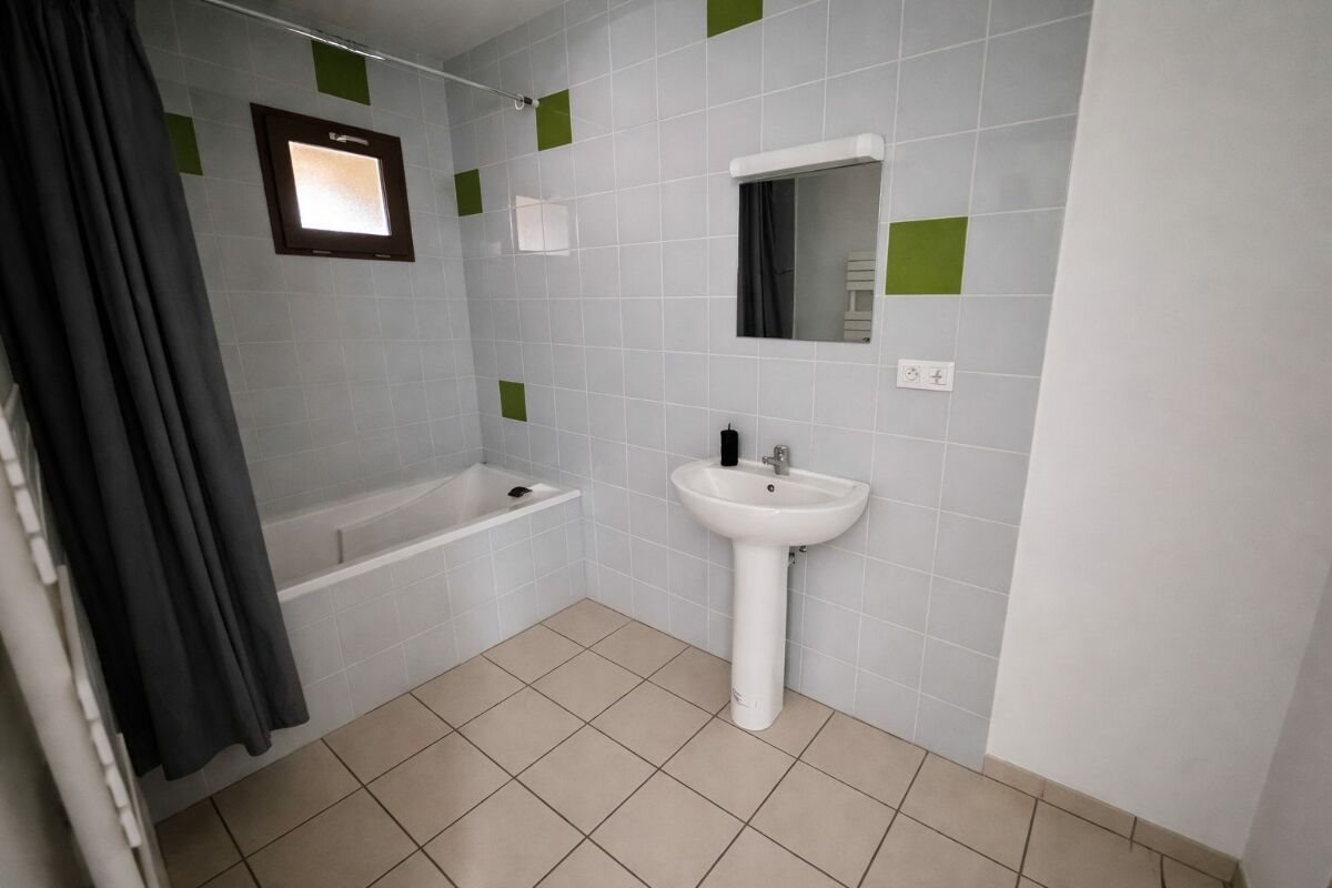 Appartement à louer, 59m², Romans-sur-Isère