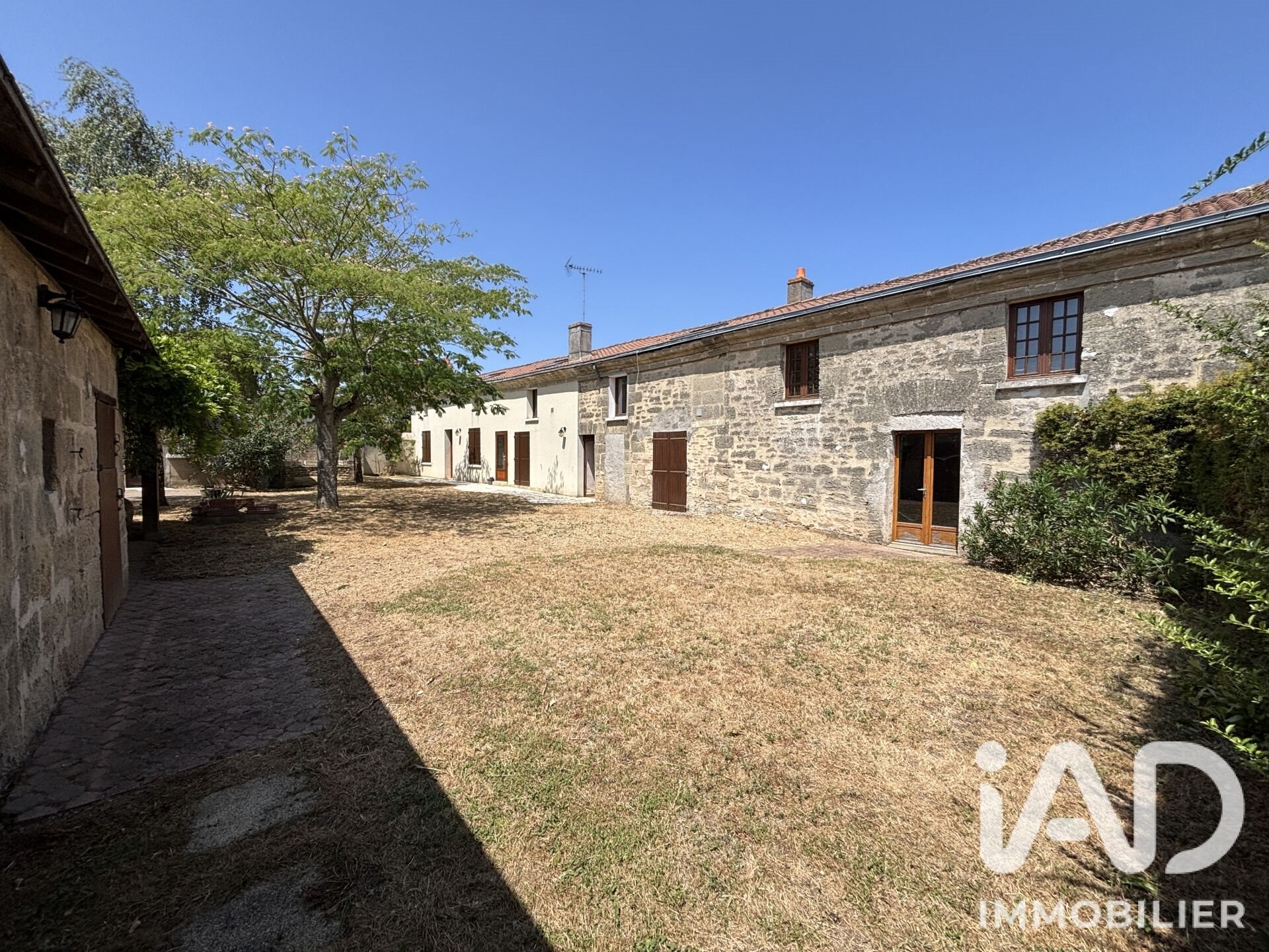 Maison à vendre, 181m², Doué-en-Anjou