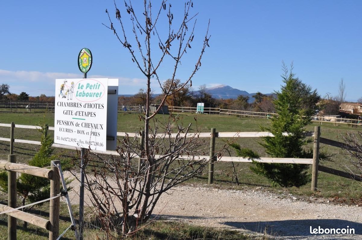 Maison à vendre, 400m², Revest-du-Bion