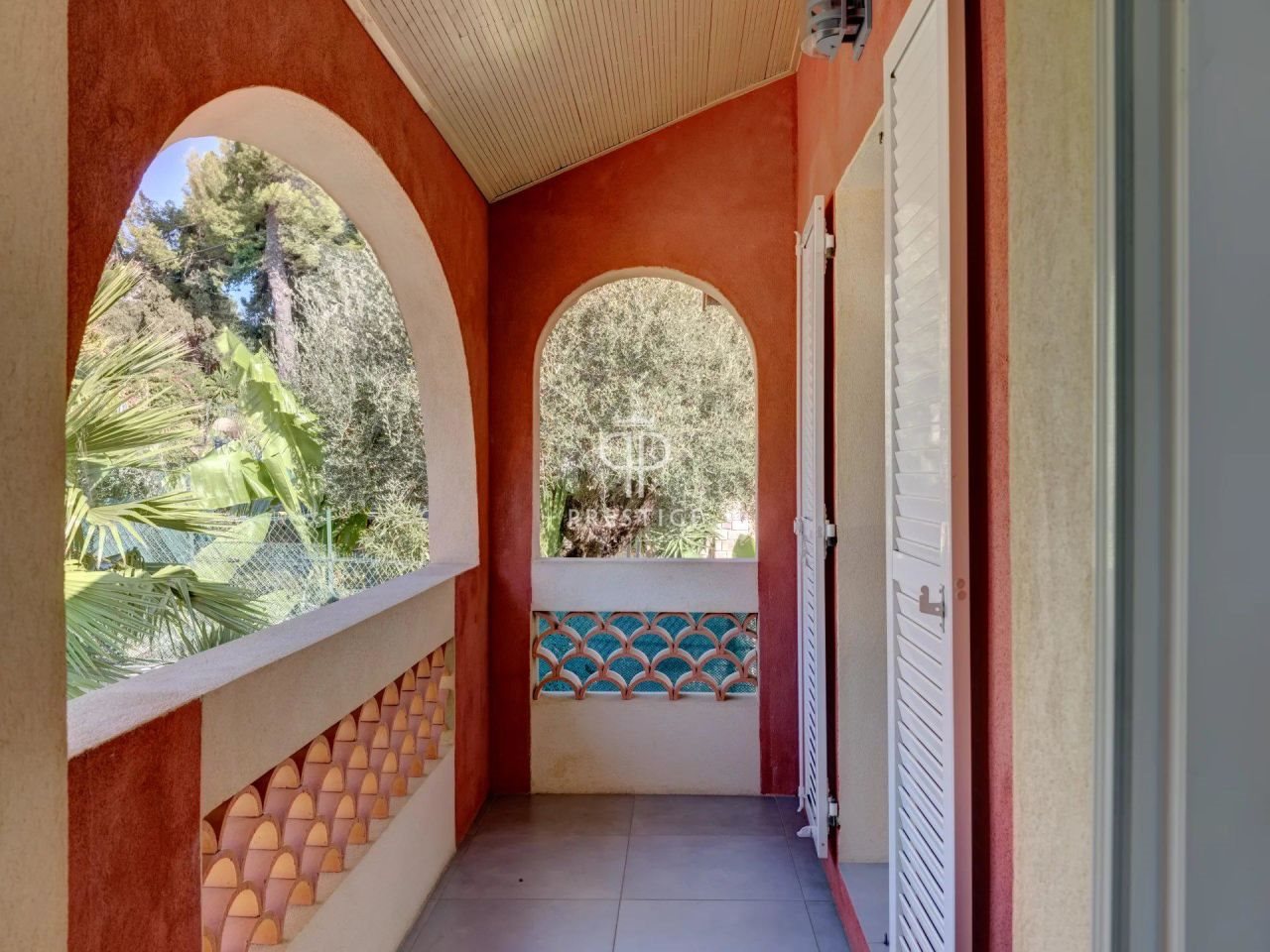 Maison – Antibes, Centre Ville, Juan-les-Pins - Plus