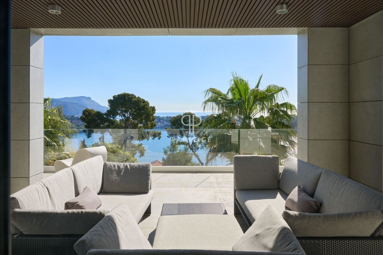 Purchase: House (06000)