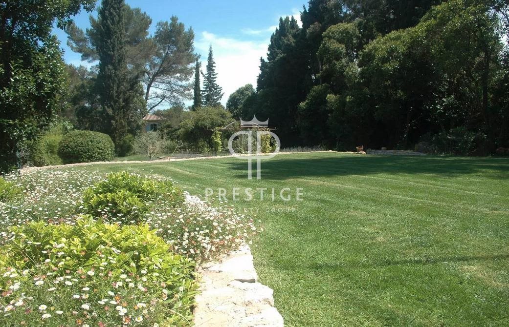Maison à vendre, 330m², Mougins