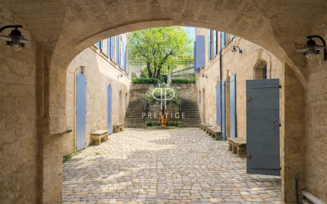 Appartement à vendre, 76m², Uzès