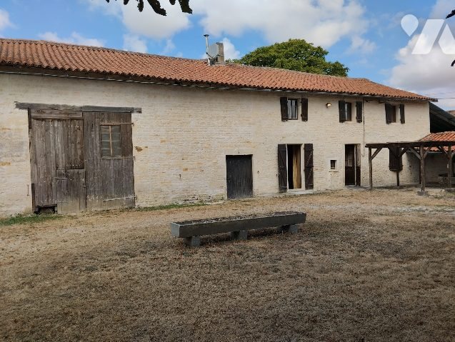 Maison à vendre, 143m², Chef-Boutonne