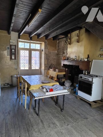 Maison à vendre, 117m², Loubillé