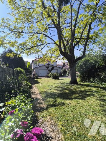 Maison à vendre, 185m², Lezay