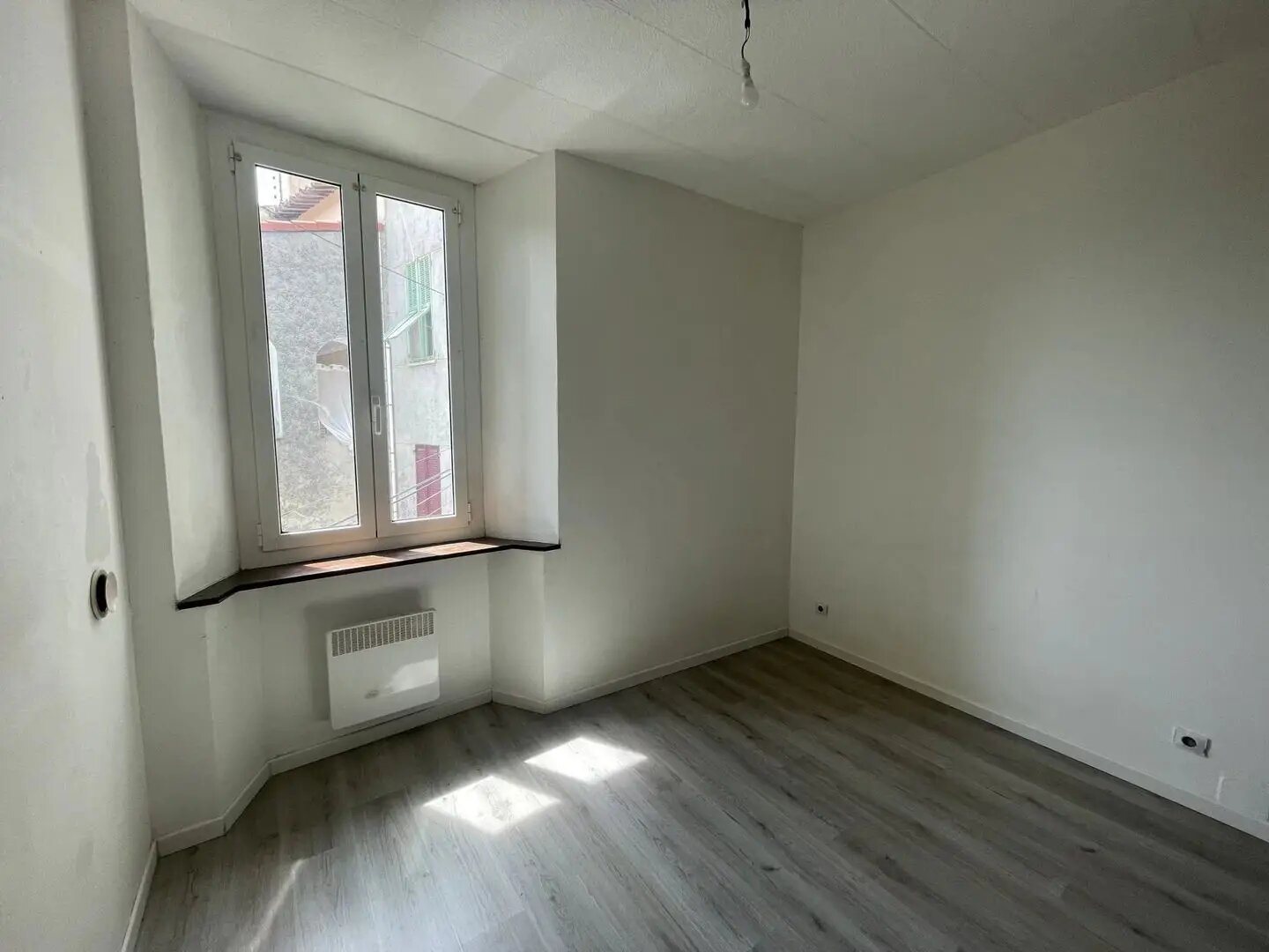 Appartement à vendre, 66m², Contes
