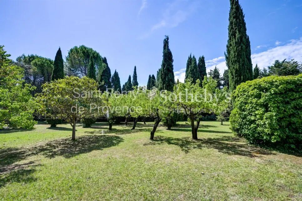 Maison à vendre, 240m², Saint-Rémy-de-Provence